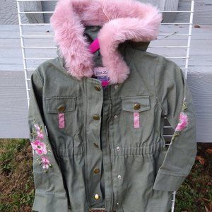 *LIKE NEW * NEVER WORN* Little Lass Jacket Size 4T